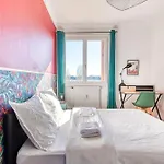 Super 8 - 8 Personnes - 4 - Ideal Groupes Et Professionnels - Parking - Wifi Apartman