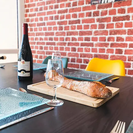 Appartement Parenthèse Chic&spacieuse à - 4 Chambre, Balcon, Calme&parking Gratuit Angers