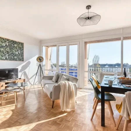 Super 8 - 8 Personnes - 4 Chambres - Ideal Groupes Et Professionnels - Parking - Wifi * Angers