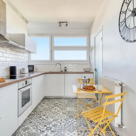 Super 8 - 8 Personnes - 4 Chambres - Ideal Groupes Et Professionnels - Parking - Wifi