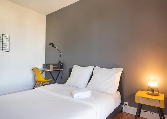 Super 8 - 8 Personnes - 4 Chambres - Ideal Groupes Et Professionnels - Parking - Wifi Daire Angers