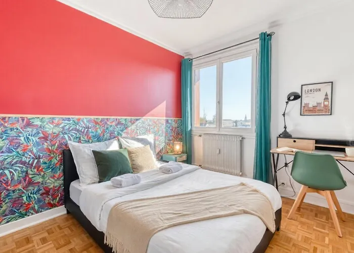 Super 8 - 8 Personnes - 4 Chambres - Ideal Groupes Et Professionnels - Parking - Wifi * Angers